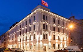 Hotel Carol